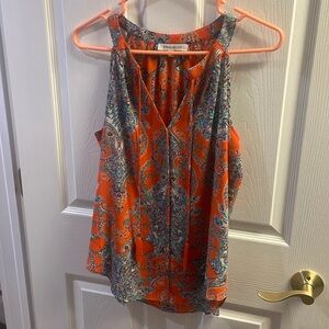 ☀️2/$15☀️ Rose and Olive flowy orange printed tank